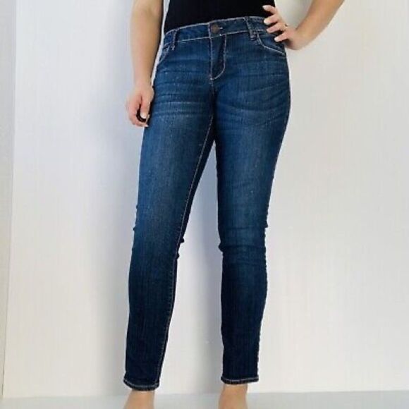 Kut from the Kloth Katy Boyfriend Jeans Suze 4 - Picture 9 of 9